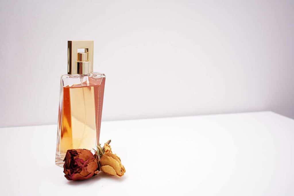what are the differences between eau de toilette and eau de parfum?