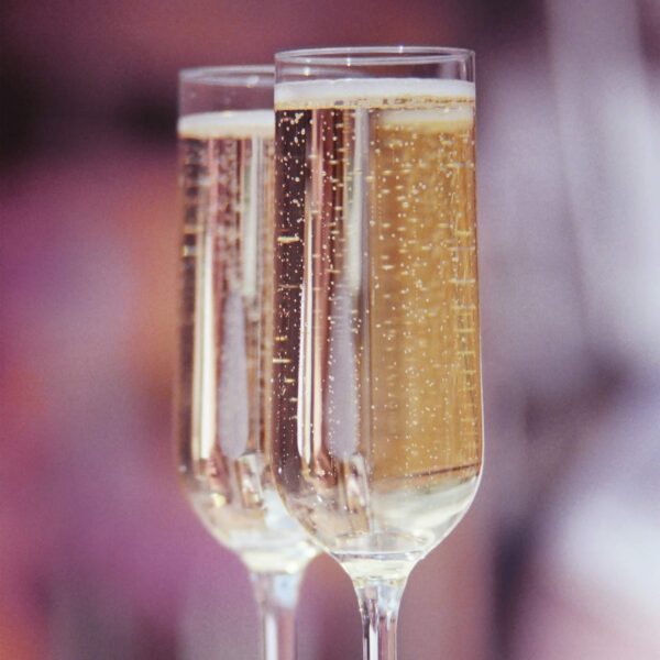 le studio des parfums champagne glass