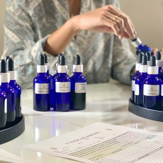 Why Choose Our Perfume Making Experience? le studio des parfums